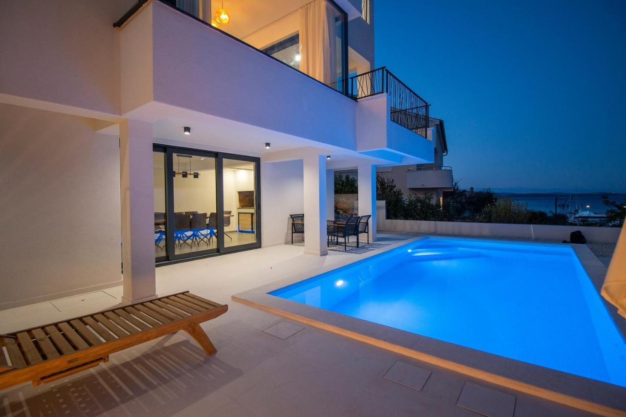 Villa Sea Silhouette Zman Exterior photo